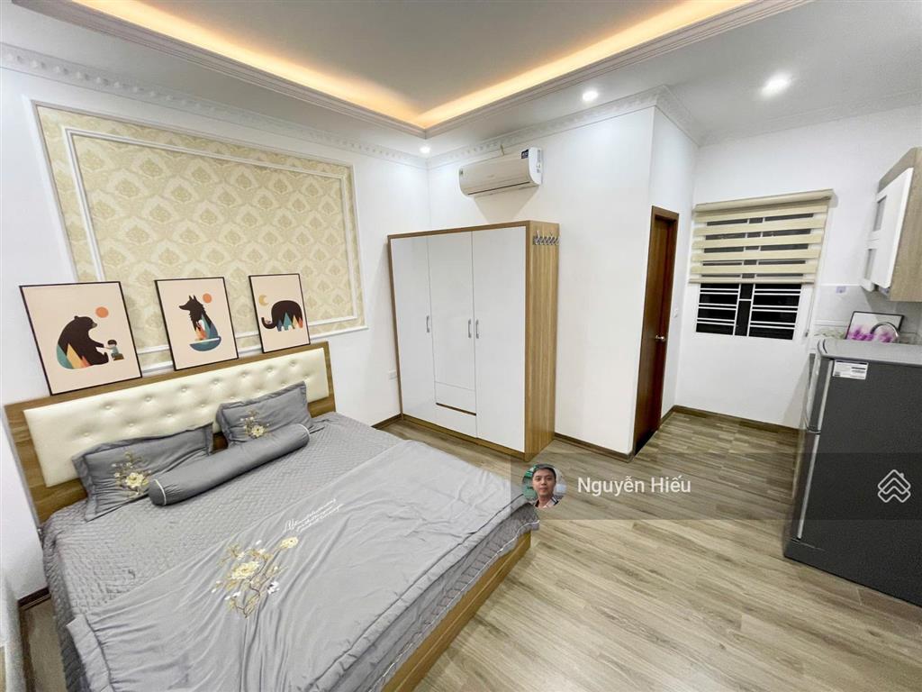 Cho thuê phòng hoàng hoa thám, ban công, đủ nội thất, pccc tốt, tiện đi lại, chỉ 4.x triệu