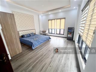 Cho thuê phòng hoàng hoa thám, 30m2, 2 mặt ban công, siêu thoáng, đủ đồ, ở ngay, chỉ 5.x triệu