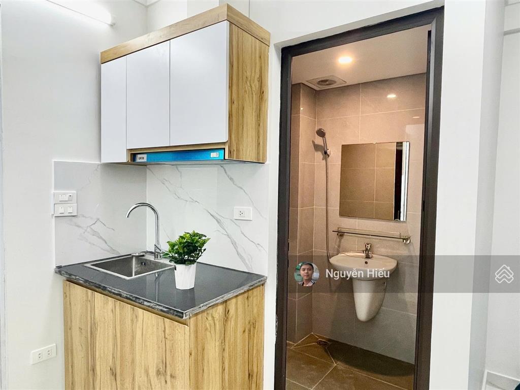 Cho thuê phòng trọ 131 thái hà, full đồ, ngõ đẹp ô tô đỗ cửa, chỉ 4.2 triệu
