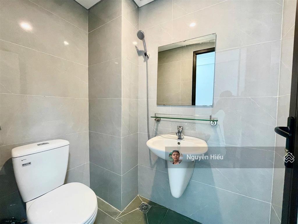 Cho thuê phòng trọ 131 thái hà, full đồ, ngõ đẹp ô tô đỗ cửa, chỉ 4.2 triệu