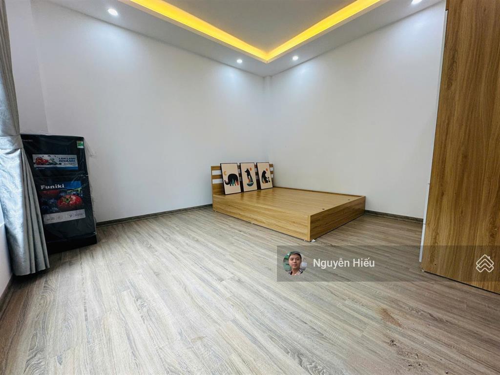 Cho thuê phòng 89 phan kế bính, ban công, khép kín, 30m2, full đồ, k giới hạn người ở, 4.x triệu