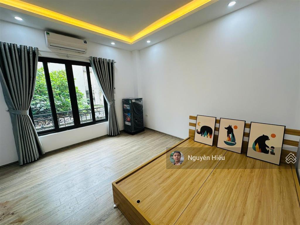 Cho thuê phòng 89 phan kế bính, ban công, khép kín, 30m2, full đồ, k giới hạn người ở, 4.x triệu