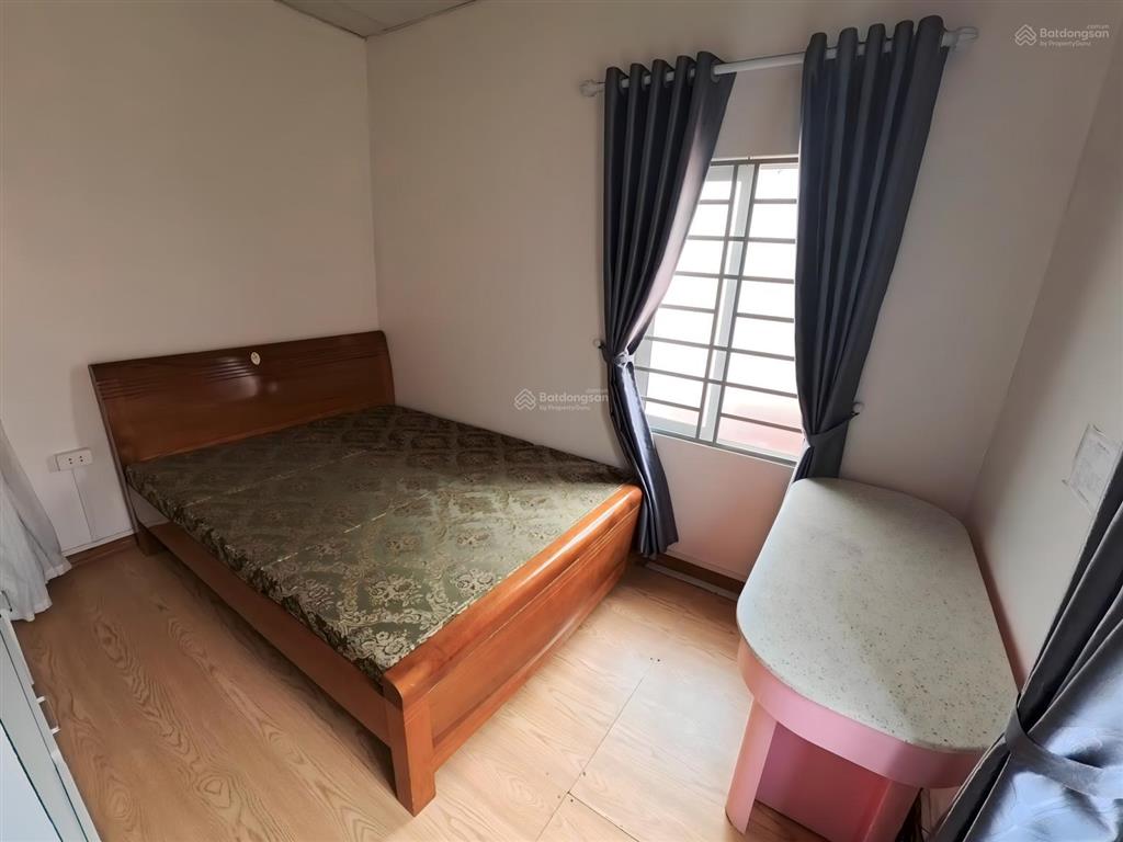 2. x tỷ có ngay nhà 2 tầng vị trí thuận tiện, sổ đỏ pháp lý đầy đủ, đang có khách thuê dài hạn