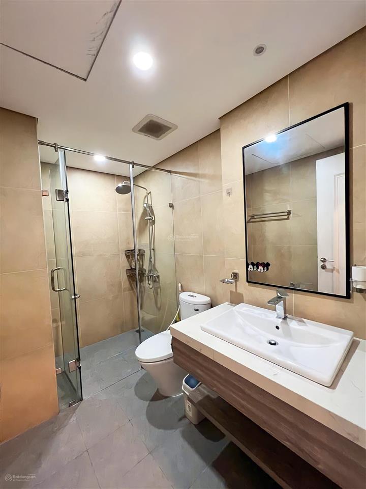Cho thuê căn hộ cao cấp the minato residence tầng cao view đẹp, full nội thất
