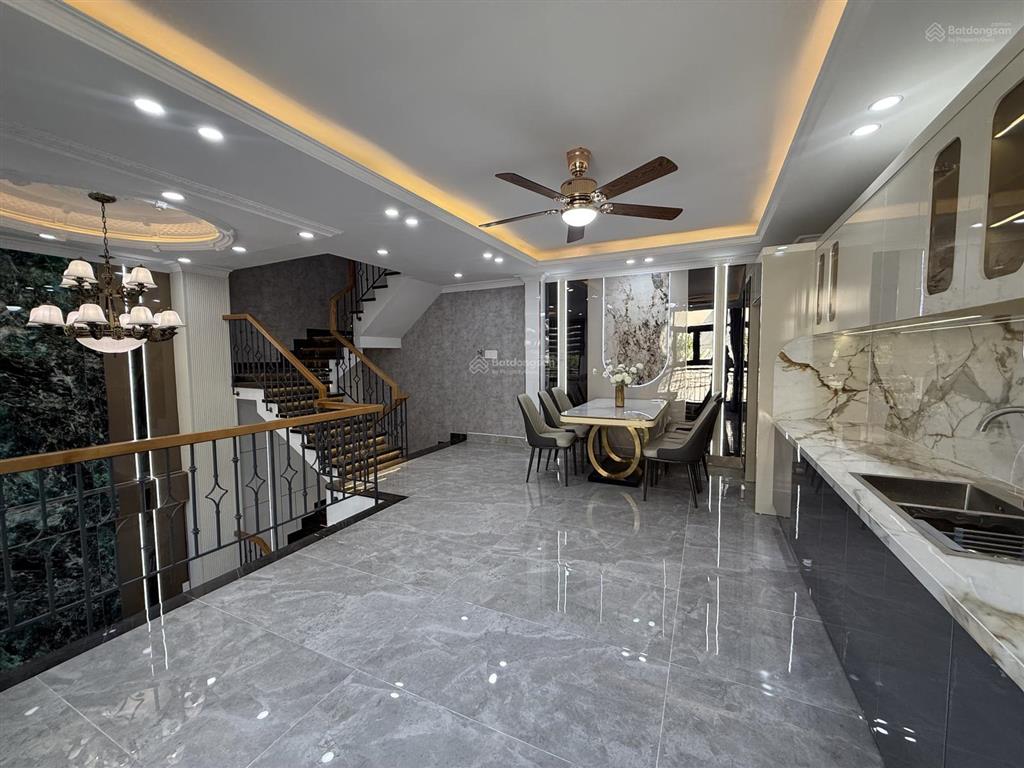 Mới xây cổ điển pha hiện đại  ngang hiếm hơn 7m quang trung gò vấp