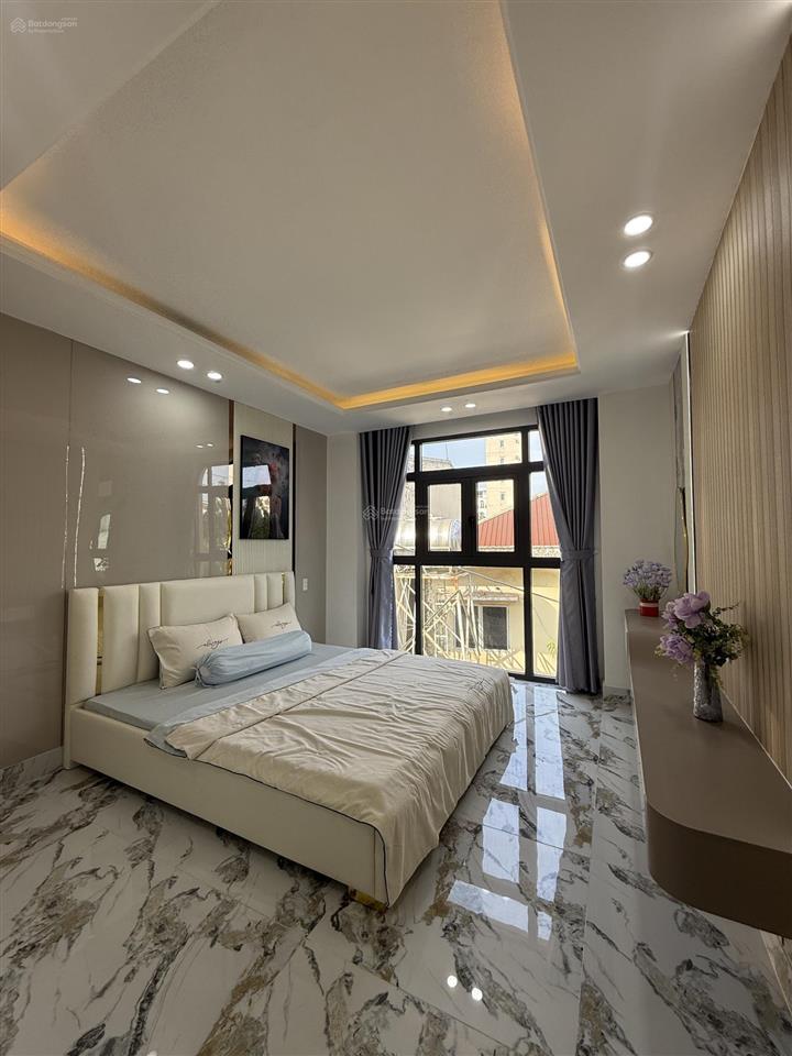 Mới xây cổ điển pha hiện đại  ngang hiếm hơn 7m quang trung gò vấp