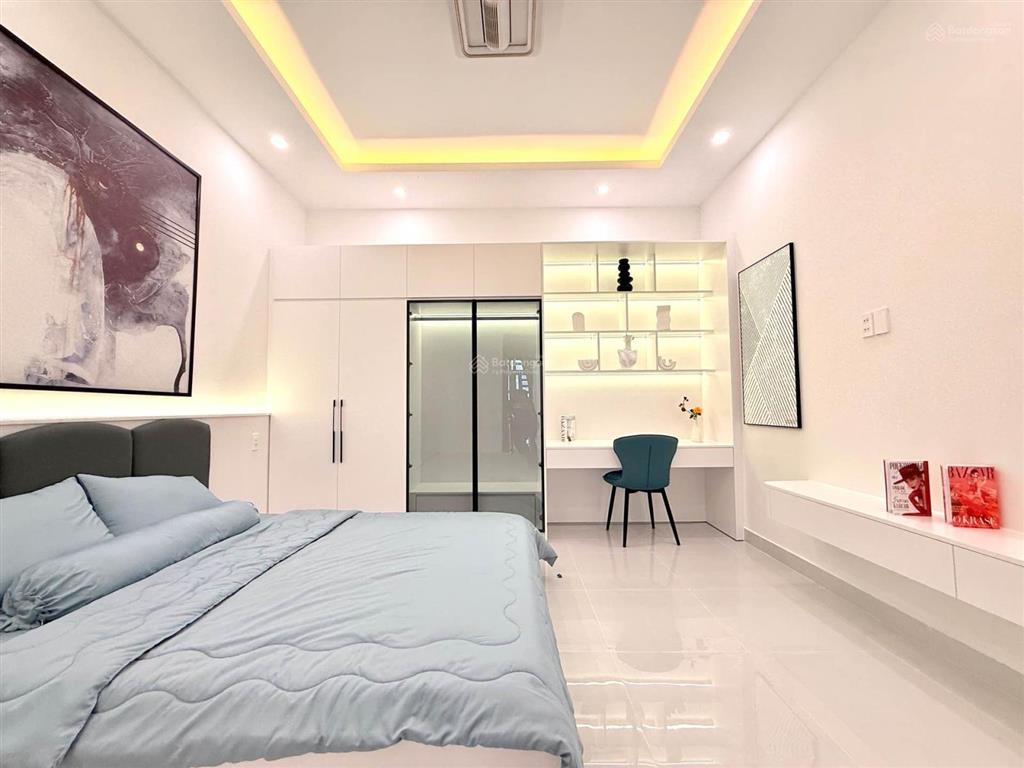 Nhà 4 tầng btct hẻm xe hơi thông các ngã  7,99tỷ  ngay công viên làng hoa