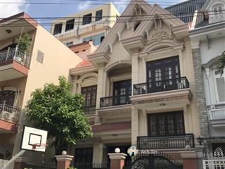 Bán nhà khu compound nguyễn trọng tuyển, dt 7,5m x 14m, 3 tầng áp mái đẹp, giá 21,9 tỷ tl