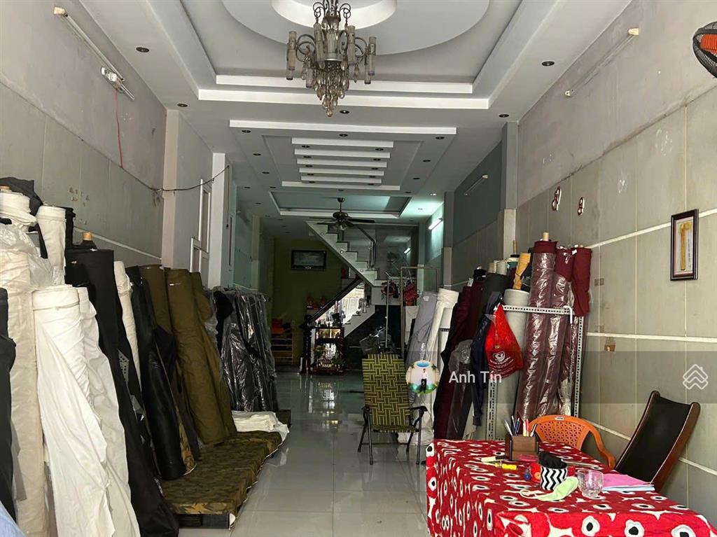 Hạ giá 2 tỷ bán gấp ! mặt tiền phú thọ hòa ,dt 4,5m x 16m , hđt 25 tr/th , giá chỉ 13,9 tỷ còn tl