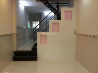 Nhà 1 trệt 1 lầu, ngay ubnd trường thọ, giá 3,8 tỷ.