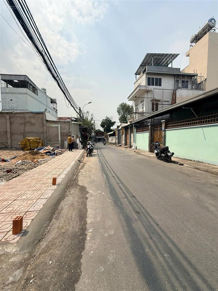 Đất mặt tiền đường số 3, kế bệnh viện quận thủ đức, giá 6 tỷ.
