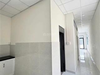 Nhà ngay trường đhsp kỹ thuật, linh trung, giá 5,5 tỷ, hxh