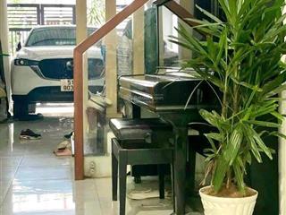 Nhà 1 trệt 2 lầu, hiệp bình phước, giá 6,5 tỷ