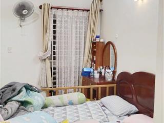 Nhà 1 trệt 1 lầu, gần ubnd phường linh đông, hxh, giá 5,6 tỷ.
