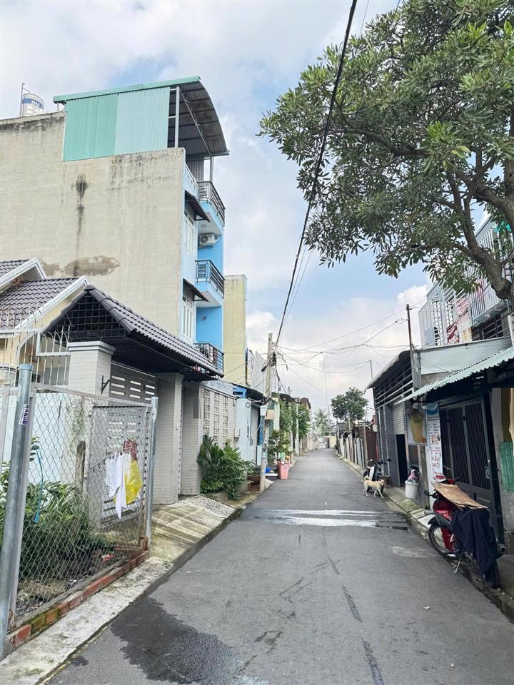 Đất hiệp bình đối diện khu dân cư hồng long, giá 7,3 tỷ.