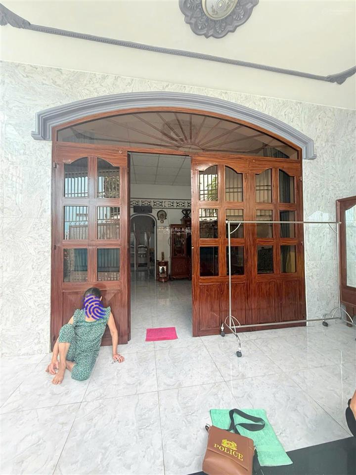 Nhà ngay trường tiểu học linh đông, giá chỉ 4,5 tỷ/66,4m²