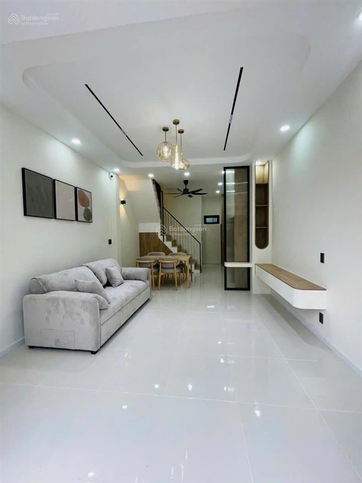 Nhà 1 trệt 1 lầu, mặt tiền đường 34, linh đông, giá 4,75 tỷ.