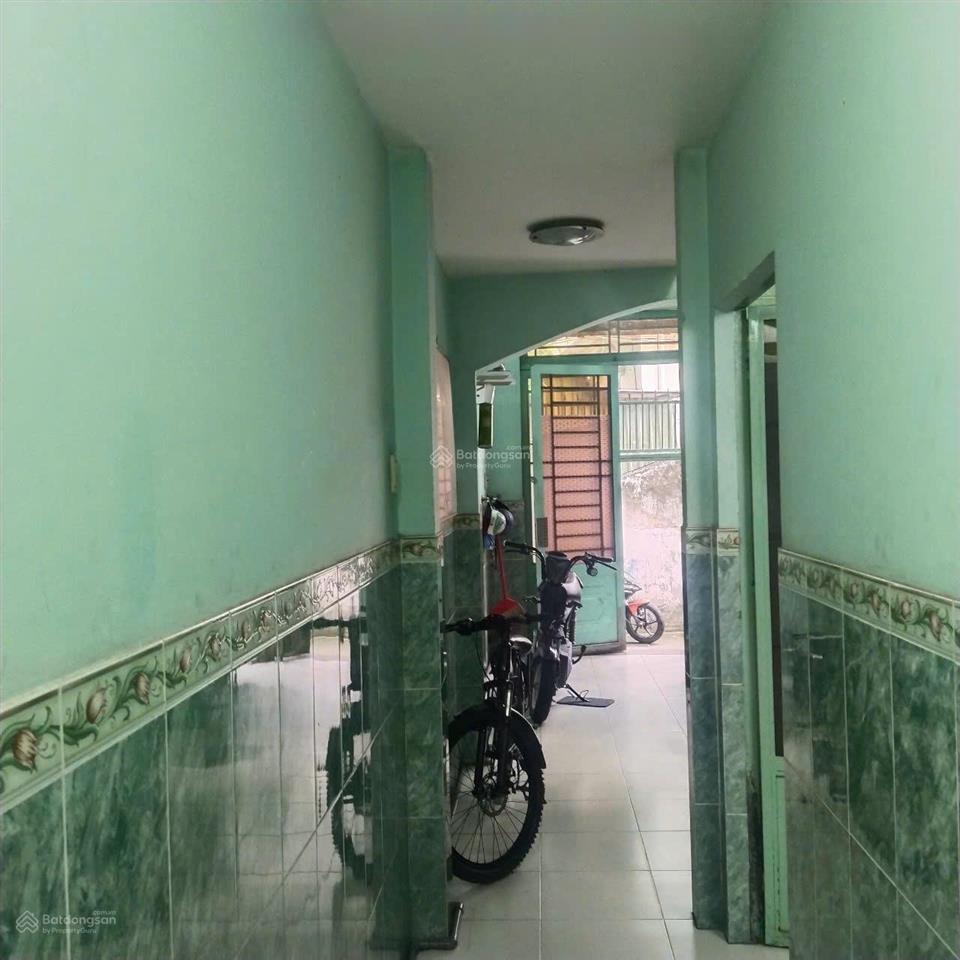 Nhà 1 trệt 1 lầu, đường số 8, linh trung, giá 4,5 tỷ