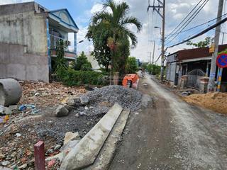 Đất đường số 42, gần chợ hiệp bình, giá 4,35 tỷ, hẻm xe hơi, thông.