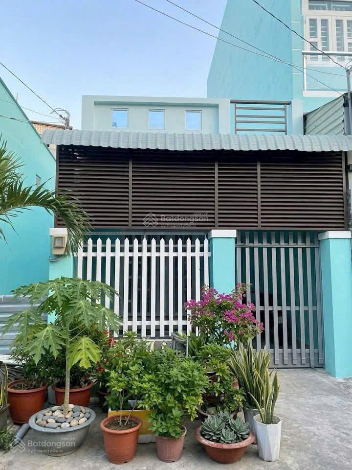 Nhà đường số 11, trường thọ, hẻm xe hơi, giá 5,6 tỷ.