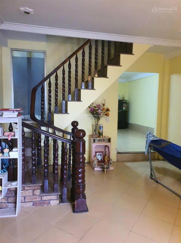 Nhà 1 trệt 1 lầu, ql13, đối diện vạn phúc city, giá 4,5 tỷ