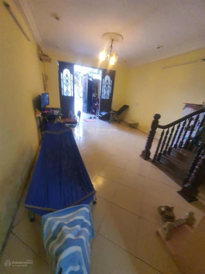 Nhà 1 trệt 1 lầu, ql13, đối diện vạn phúc city, giá 4,5 tỷ