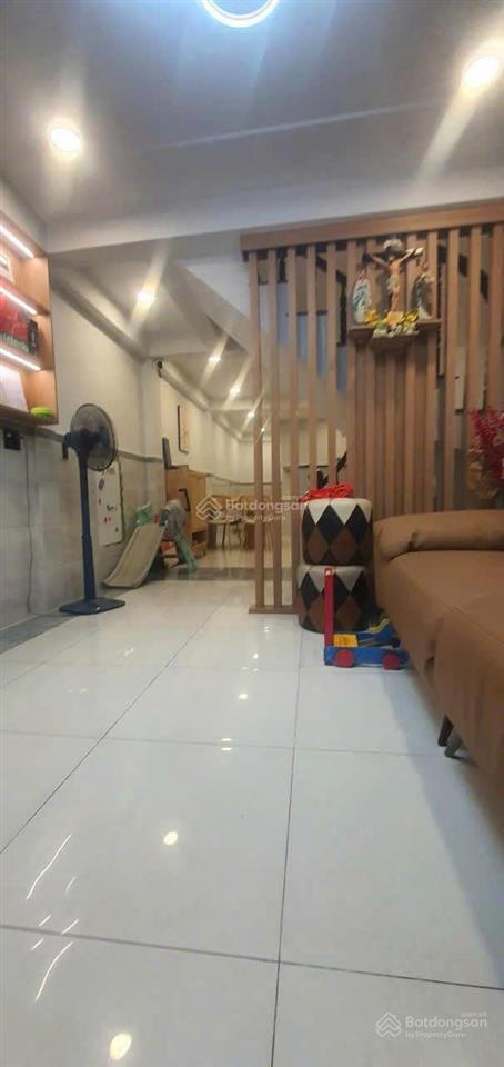 Nhà 1 trệt 1 lầu, đường 49, hiệp bình chánh, giá 4 tỷ.