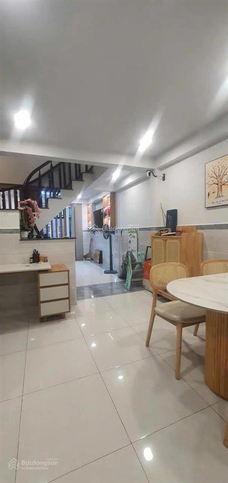 Nhà 1 trệt 1 lầu, đường 49, hiệp bình chánh, giá 4 tỷ.