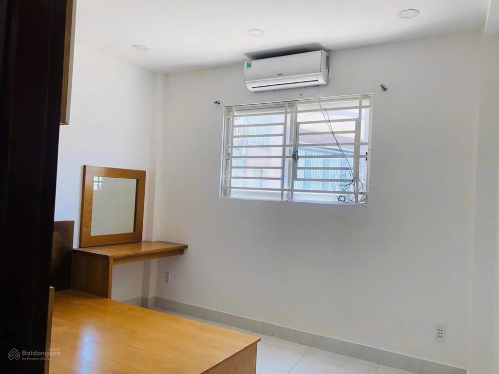 Nhà 1 trệt 1 lầu, đường số 8, linh trung, hẻm xe hơi, giá 4,6 tỷ.