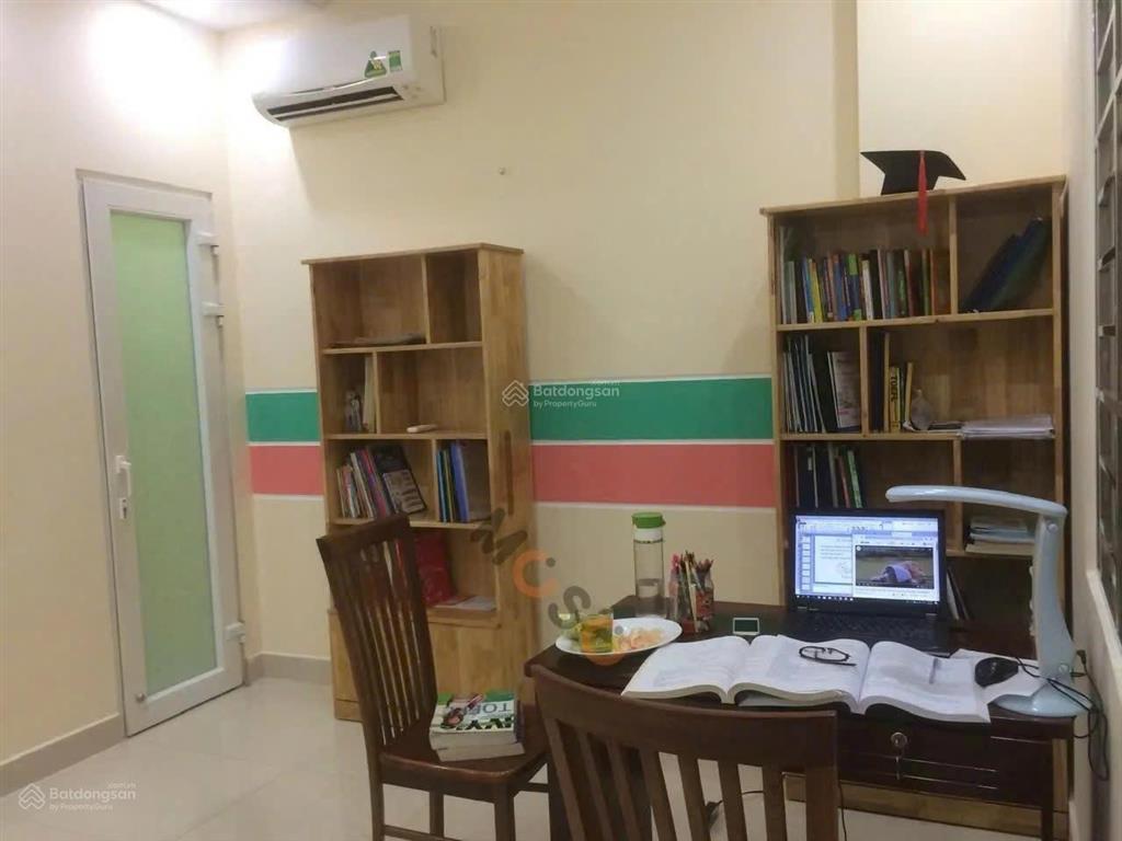 Nhà 1 trệt 1 lầu, đường số 4, đối diện khu đô thị vạn phúc city, giá 7,3 tỷ.