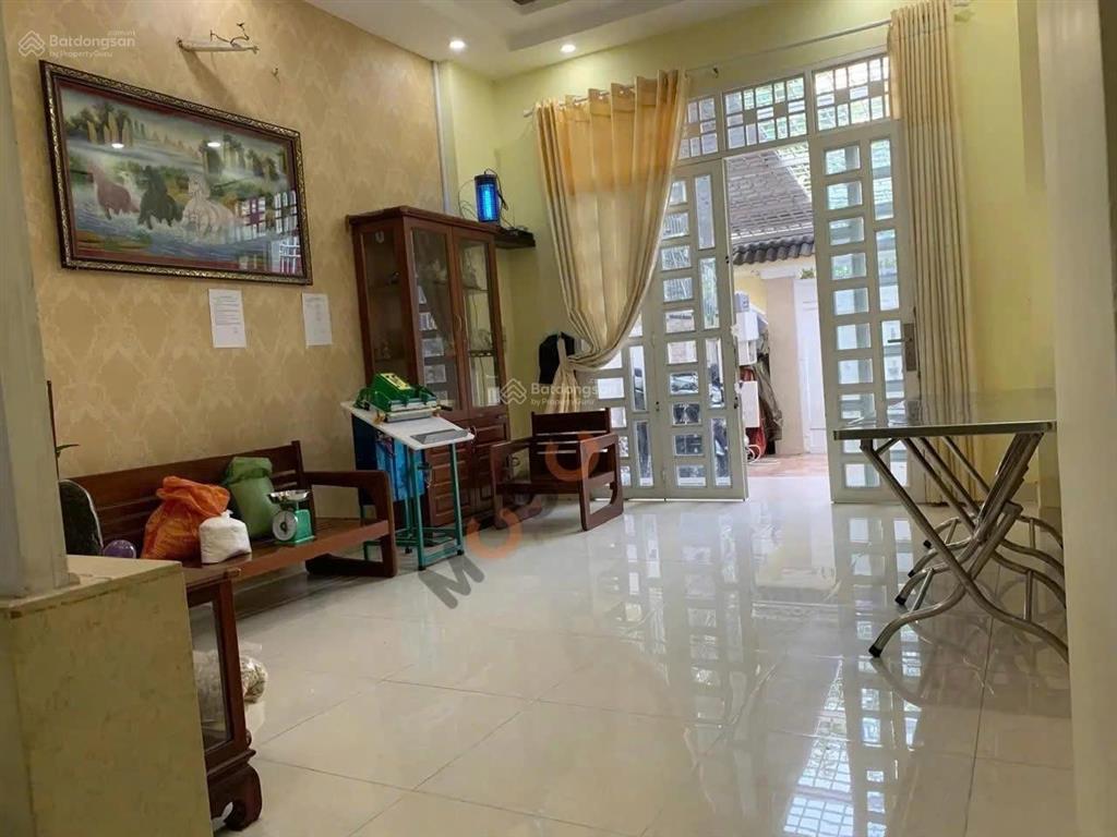 Nhà 1 trệt 1 lầu, đường số 4, đối diện khu đô thị vạn phúc city, giá 7,3 tỷ.