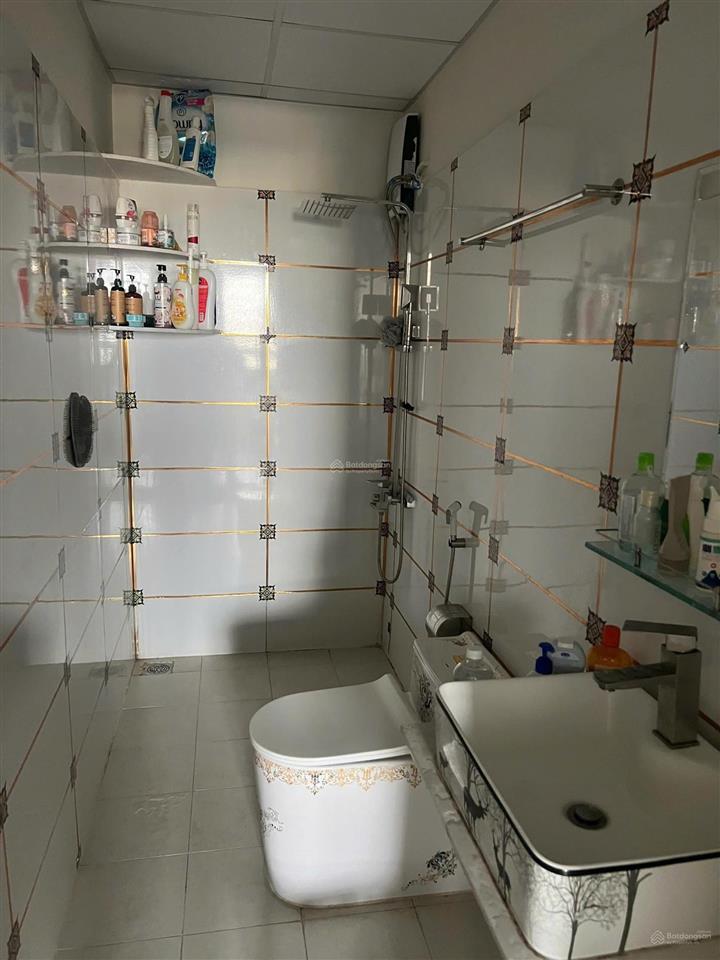 Bán căn hộ topaz home 2, kế khu việt nam golf country club, giá 1,68 tỷ.