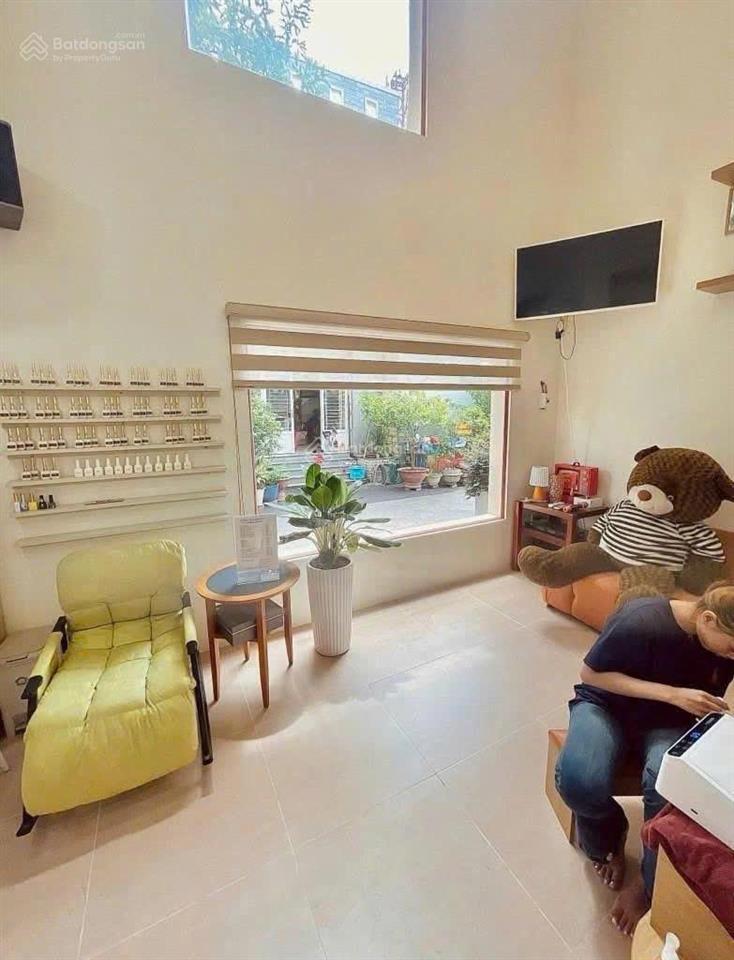 Chủ siêu ngợp, bán gấp, nhà 1 trệt 1 lầu, cách mặt tiền tô ngọc vân chỉ 50m, giá 6,95 tỷ