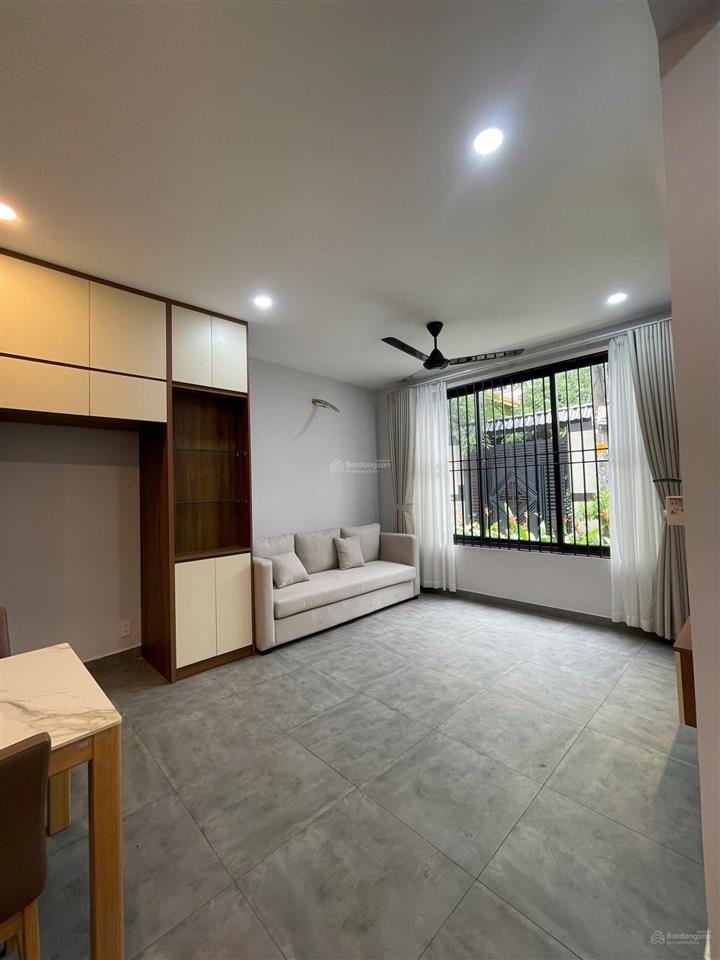 Siêu phẩm, nhà 3 tầng, cách mặt tiền phạm văn đồng, linh tây chỉ 50m, giá 7,8 tỷ