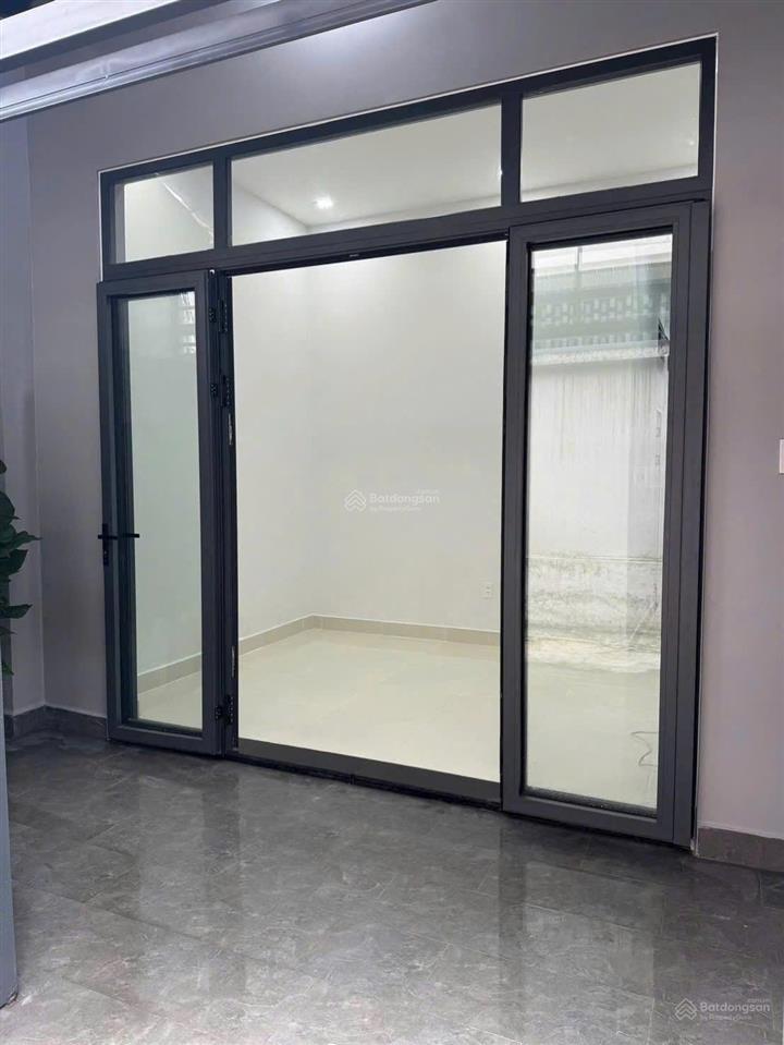 Nhà ngay trung tâm linh chiểu, thủ đức, hẻm xe hơi, giá 5,35 tỷ.