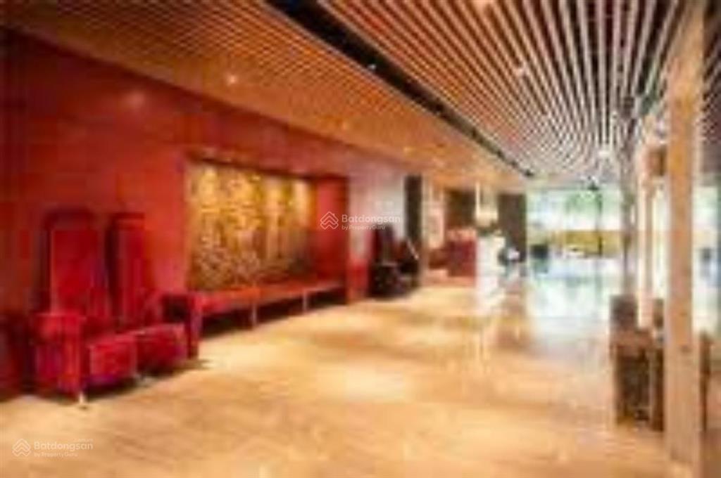 Bán khách sạn phố vip nhất cầu giấy  900m2, 15 tầng  kinh doanh tấp nập doanh thu 30 tỷ/ năm