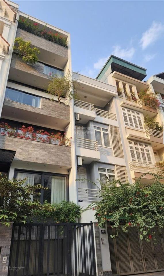 Bán nhà phố nguyễn khuyến  hà đông. diện tích 84m2, 4 tầng giá chỉ 18.5 tỷ.