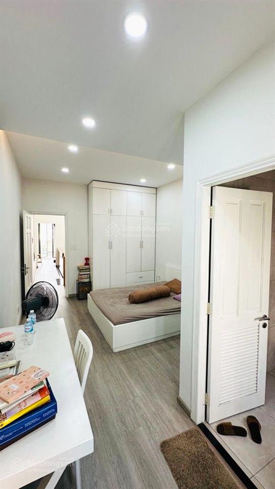 Hiếm! nhà quận 3, hxh lê văn sỹ, 92m² (ngang 4.3m), đang cho thuê 18tr, chỉ 11.5 tỷ tl