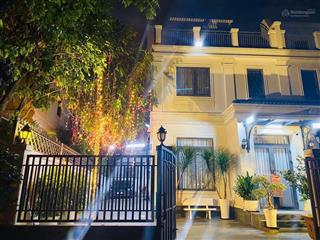 Biệt thự góc 2 mặt tiền ngay gần quốc hương, thảo điền, thủ đức (14x12m  4 tầng  gía 25 tỷ)