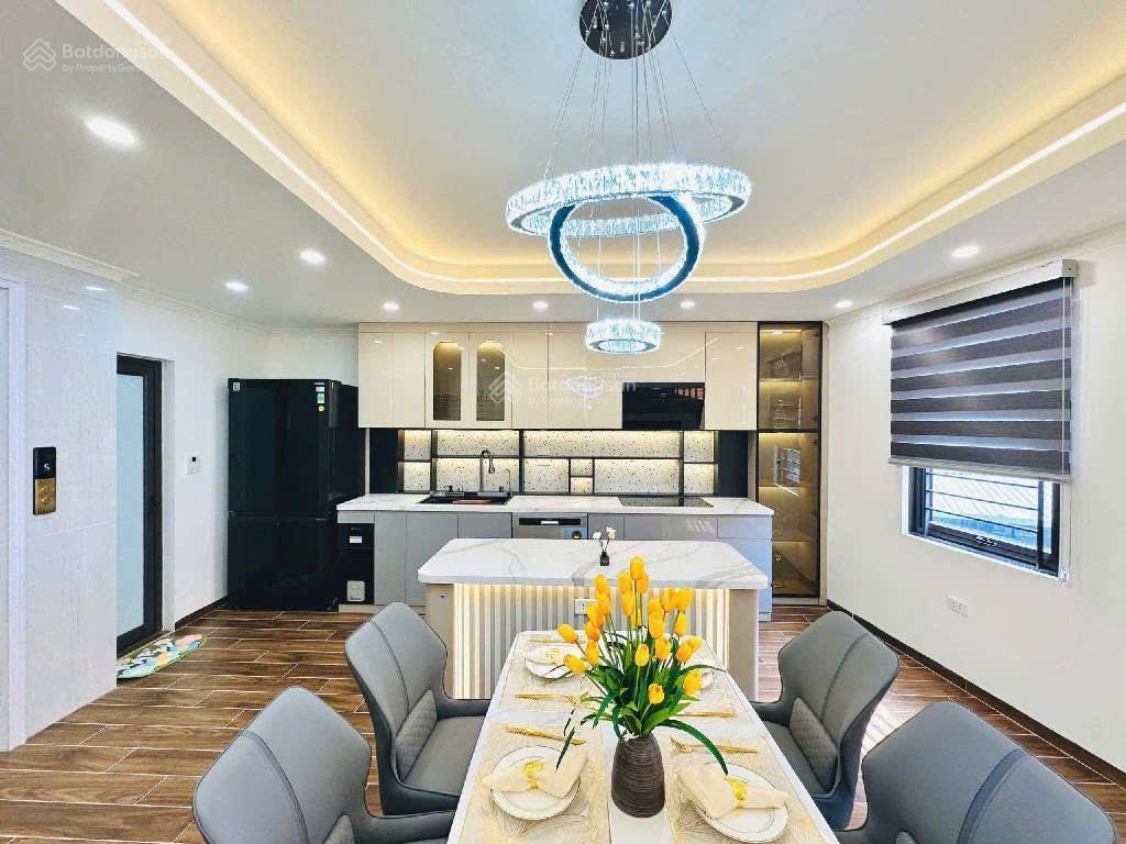 Nhanh thì còn hàng xóm times city 56m2 168tr/m2 nhà mới keng ô tô đỗ cửa full nội thất