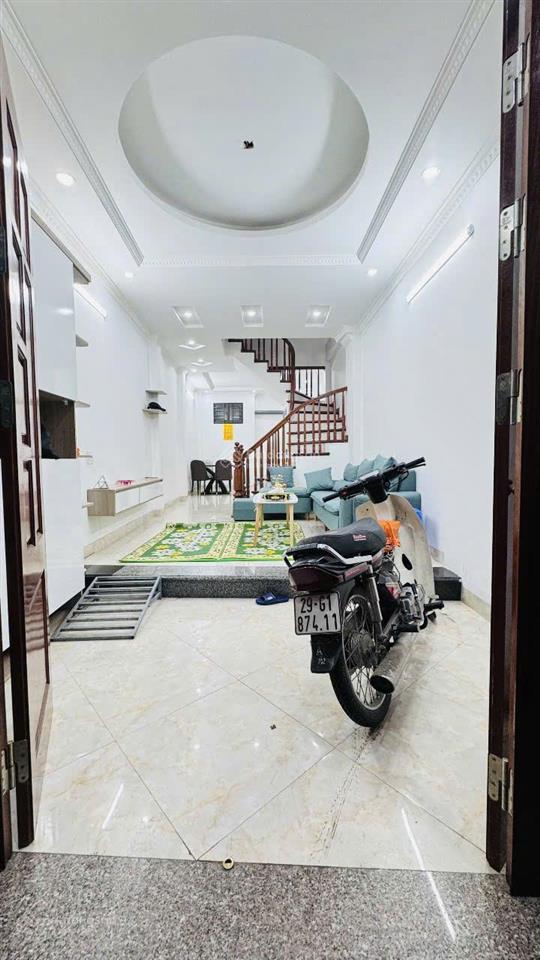 Cho thuê phòng tại nhà nguyên căn 5 tầng 6 phòng hàng xóm times city