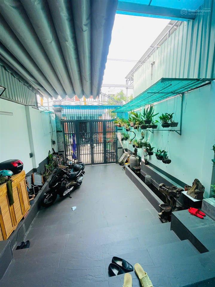Chủ vừa giảm 600 triệu giá hiện tại 8 tỷ căn nhà 3 tầng khu gần vạn phúc, phù hợp cho gia đình ở 