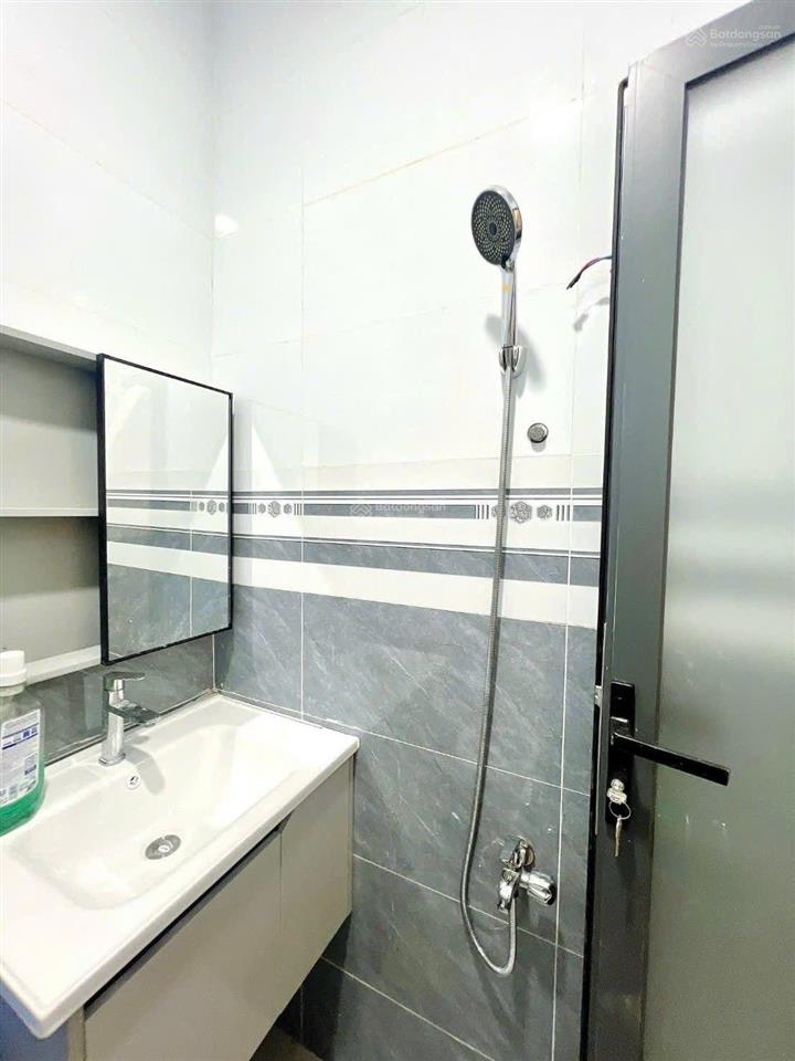 Giảm thêm 150 triệu giá chỉ còn 2,4 tỷ nhà 2 tầng mới, sổ hồng riêng, không quy hoạch, vào ở ngay.