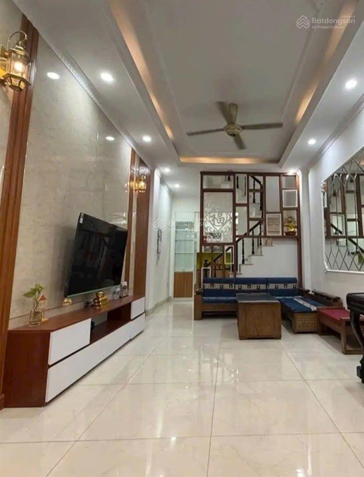 Nhà phố minh khai, ô tô đỗ cửa, ngõ thông, dt 47m x 5 tầng