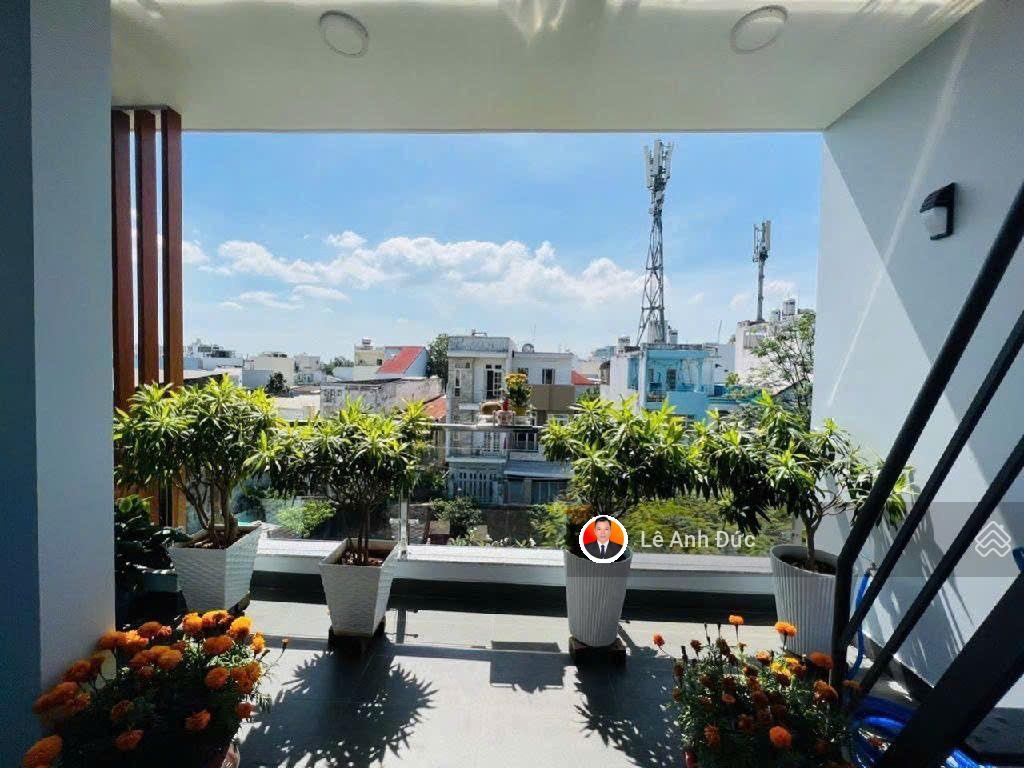 Nhà mới đẹp tặng full nội thất  ngang 6m  nhà 3 tầng hoàn công đầy đủ  hxh đỗ cửa chỉ 9 tỷ 3
