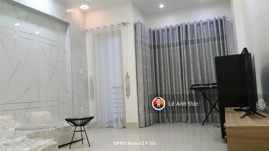 Mặt 2 tiền trước sau đường 10m xe hơi ngủ trong nhà  nhà 3 tầng  gần bệnh viện q2