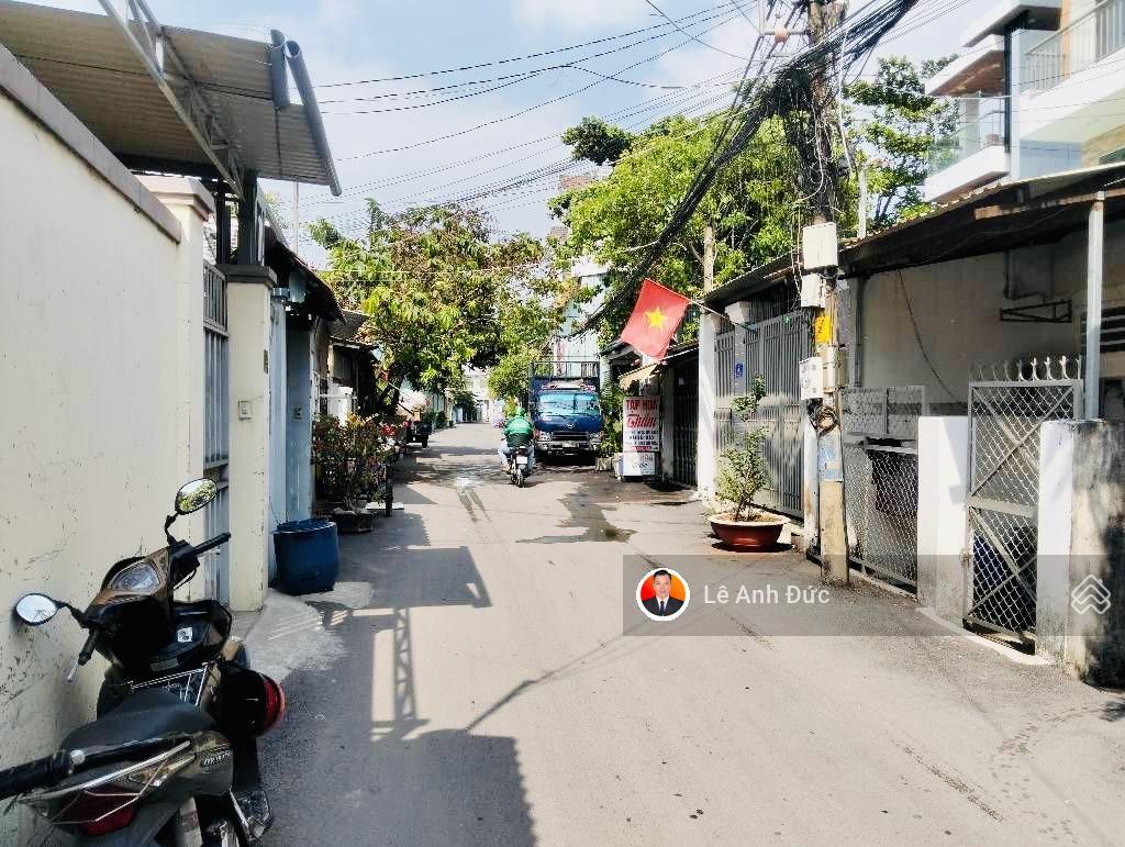 Nhà mặt tiền đường rộng 7m, bình trưng đông quận 2 tiện ở và kd sạch mới, pháp lý chuẩn chỉ 6 tỷ 8