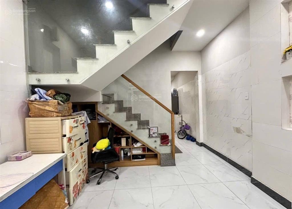 Nhà 2 mặt tiền trước sau đường số 5 thủ đức, xe hơi thông, 51m2 nở hậu, shr giá 3 tỷ 650 tl