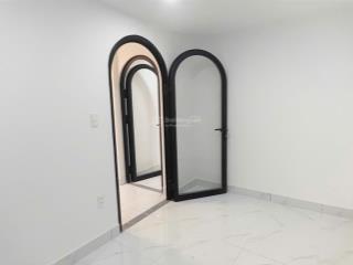 Nhà mới 2 lầu hẽm 1/ hậu giang, p.11, q.6, 32.5 m2 (nở hậu) giá chỉ 3,5 tỷ (có tl )   0934 081 ***