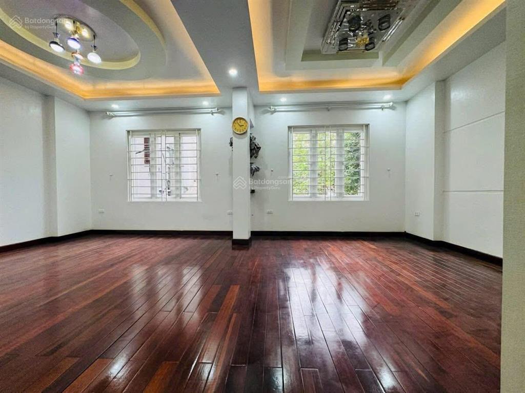 Nhà mtkd lê đình cẩn bình tân, 8x40m(426m2, nở hậu 13m) giá tốt nhất khu vực 82tr/m2  0934 081 ***